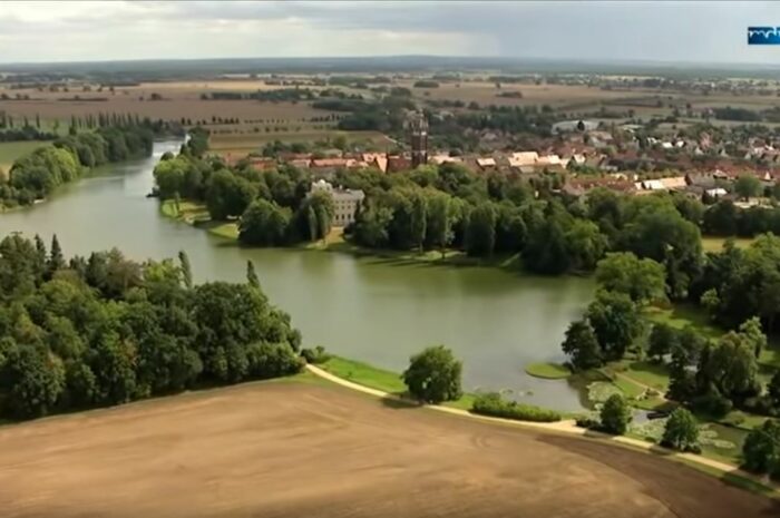 Die Elbe von oben (DE-jazyk)